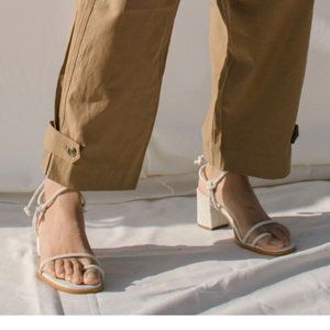 ALohas Grace - Gray Suede Sandals. BRAND NEW IN BOX